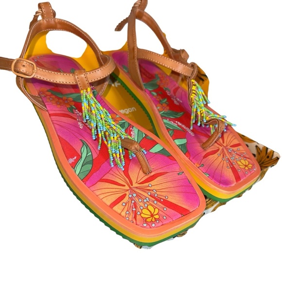 FARM Rio Vibrant Beaded Floral Tropical Pietra Sandals In Size 11 - Picture 6 of 10